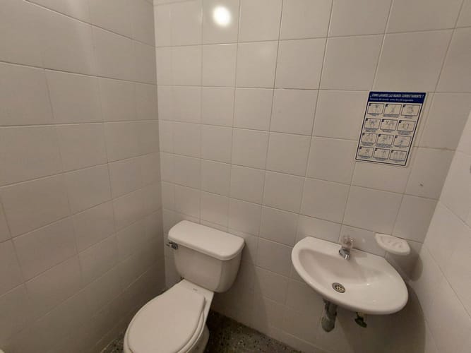 Oficina en arriendo en La Aguacatala, Medellín, 178 m² · foto 12 de 15