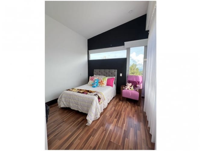 Casa de 4 alcobas en venta en Loma Del Escobero, Envigado, 350 m² · foto 7 de 14