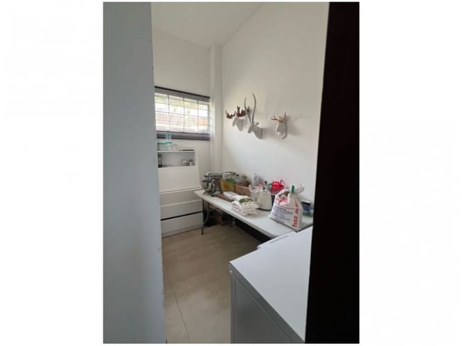 Casa de 4 alcobas en venta en Loma Del Escobero, Envigado, 350 m² · foto 10 de 14