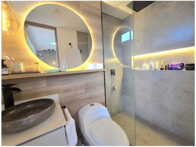 Apartamento de 3 alcobas en venta en Loma De San Jose, Sabaneta, 80 m² · foto 11 de 15