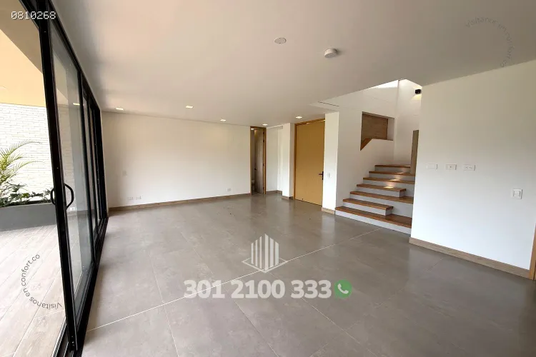 Casa de 3 alcobas en venta en La Quiebra, Rionegro, 328 m² · foto 5 de 24