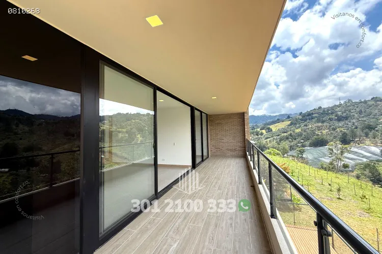 Casa de 3 alcobas en venta en La Quiebra, Rionegro, 328 m² · foto 17 de 24