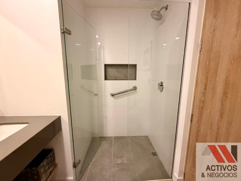Apartamento en venta en El Poblado, Medellín · foto 19 de 21