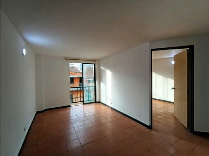 Apartaestudio en arriendo en San Benito, Medellín, 35 m² · foto 4 de 8