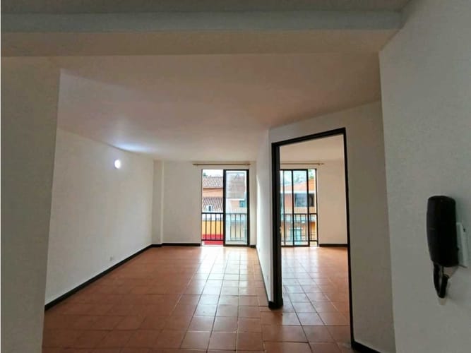 Apartaestudio en arriendo en San Benito, Medellín, 35 m² · foto 6 de 8