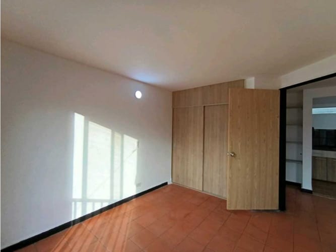 Apartaestudio en arriendo en San Benito, Medellín, 35 m² · foto 7 de 8