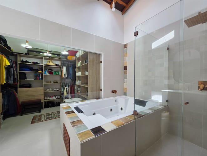 Casa de 4 alcobas en venta en Loma Del Chocho, Envigado, 270 m² · foto 19 de 24