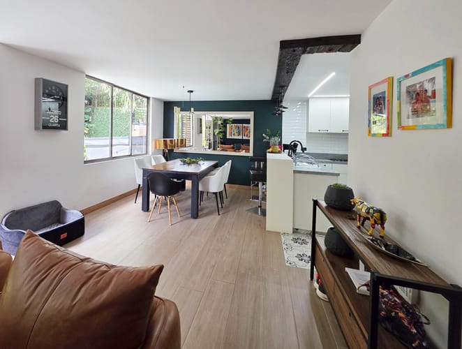 Casa de 4 alcobas en venta en Loma Del Chocho, Envigado, 270 m² · foto 5 de 24