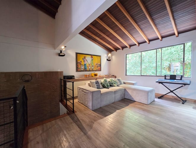 Casa de 4 alcobas en venta en Loma Del Chocho, Envigado, 270 m² · foto 11 de 24
