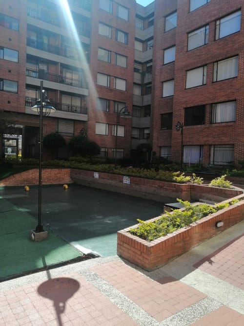 Apartamento de 3 alcobas en arriendo en Cedritos, Bogotá, 90 m² · foto 2 de 20