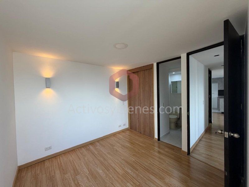Apartamento en venta en El Carmelo Ii, Sabaneta · foto 9 de 23
