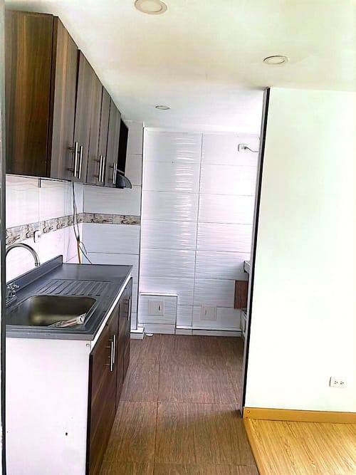 Apartamento de 3 alcobas en arriendo en El Cortijo, Madrid, 60 m² · foto 2 de 21