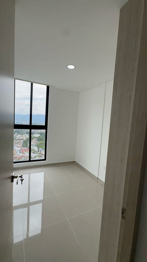 Apartamento de 3 alcobas en venta en 20 De Julio, Bucaramanga, 79 m² · foto 2 de 14