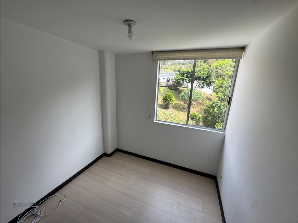 Apartamento en arriendo en El Trianon, Medellín · foto 8 de 22