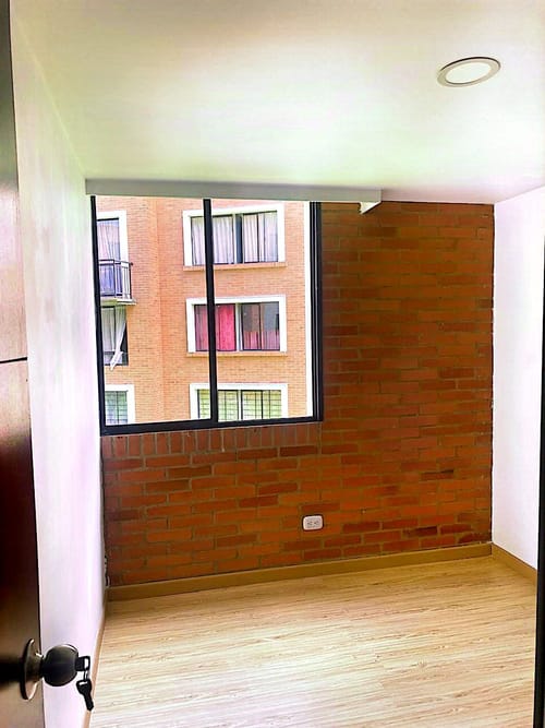 Apartamento de 3 alcobas en arriendo en El Cortijo, Madrid, 60 m² · foto 10 de 21