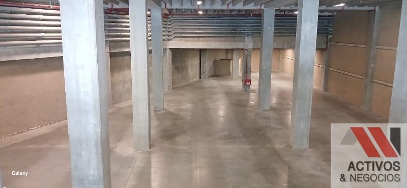 Bodega en arriendo en La Tablaza, La Estrella, 2877 m² · foto 7 de 9