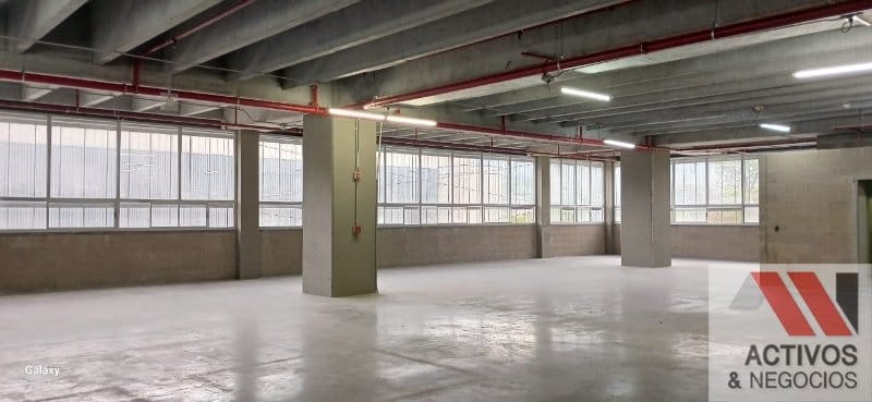 Bodega en arriendo en La Tablaza, La Estrella, 2877 m² · foto 8 de 9