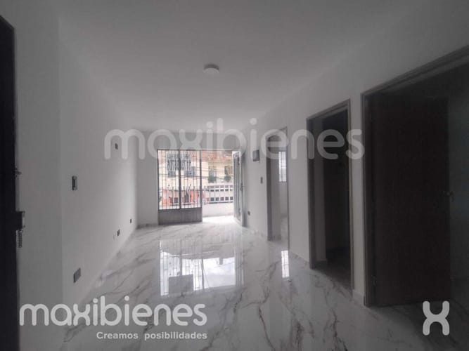 Apartamento de 3 alcobas en arriendo en Loma Del Indio, Medellín, 68 m² · foto 4 de 13