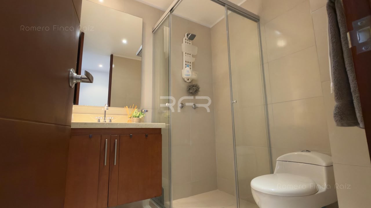 Apartamento en venta en Nueva Autopista, Bogotá · foto 8 de 24
