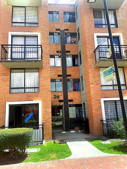 Apartamento de 3 alcobas en arriendo en El Cortijo, Madrid, 60 m² · foto 18 de 21