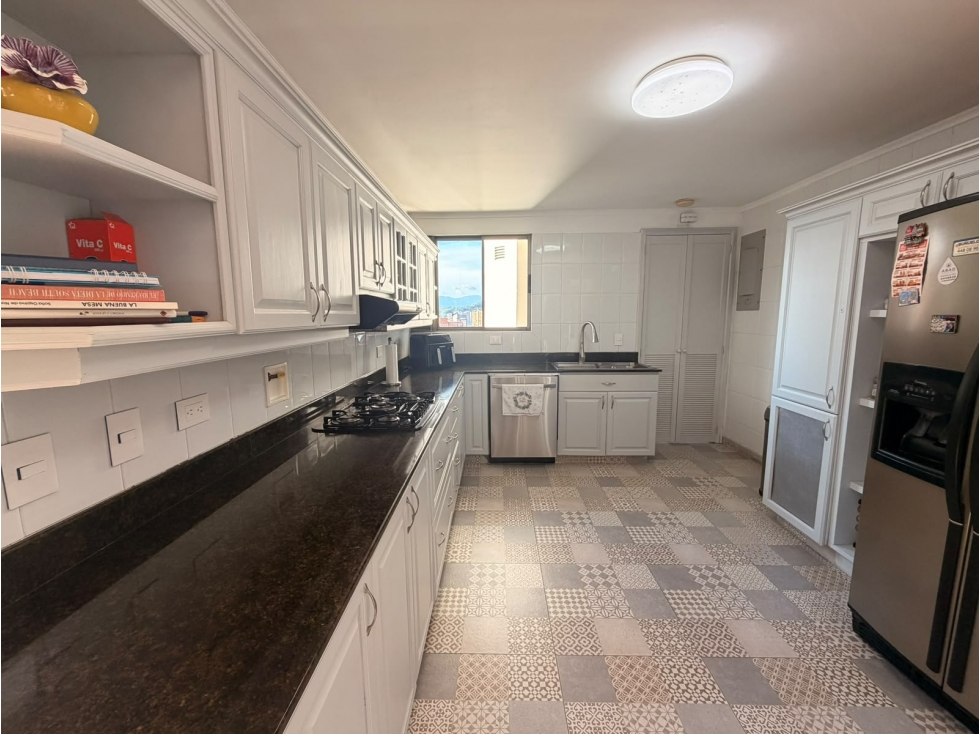 Apartamento en arriendo en El Tesoro, Medellín · foto 13 de 24