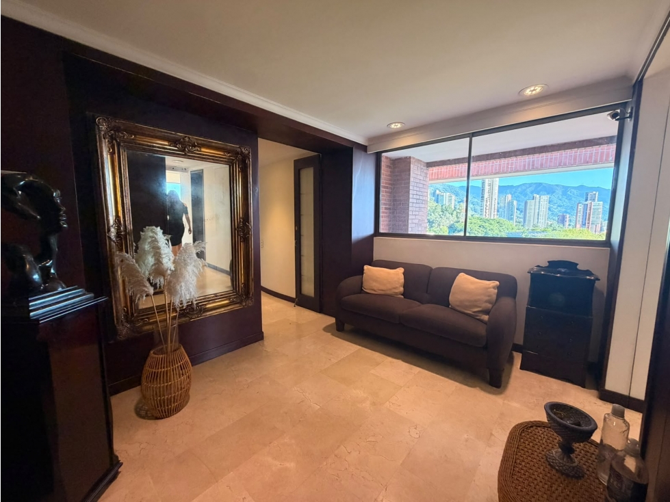 Apartamento en arriendo en El Tesoro, Medellín · foto 14 de 24