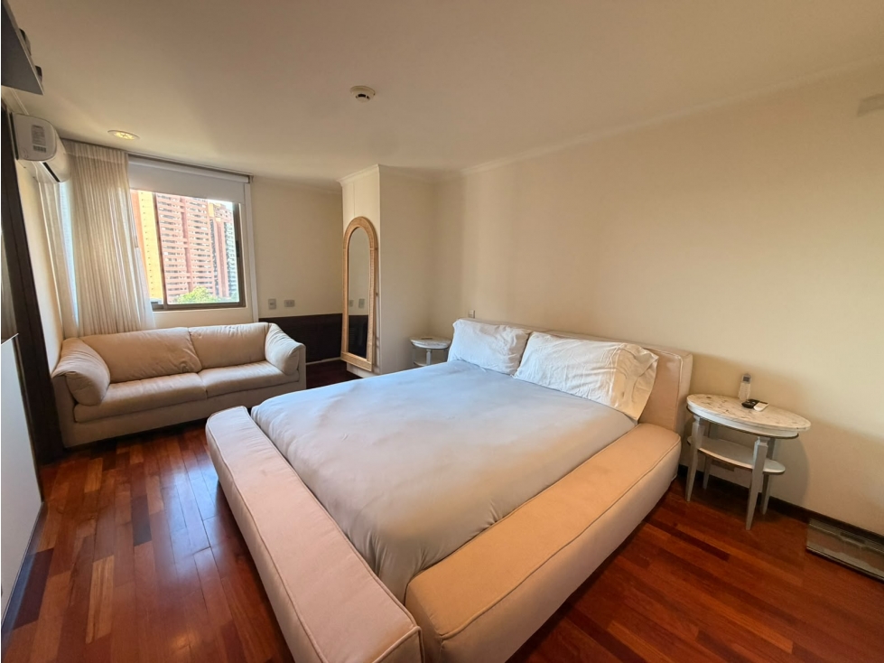 Apartamento en arriendo en El Tesoro, Medellín · foto 22 de 24