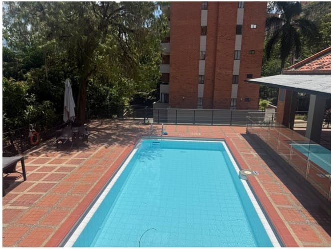 Apartamento de 3 alcobas en venta en El Diamante No. 2, Medellín, 138 m² · foto 18 de 19