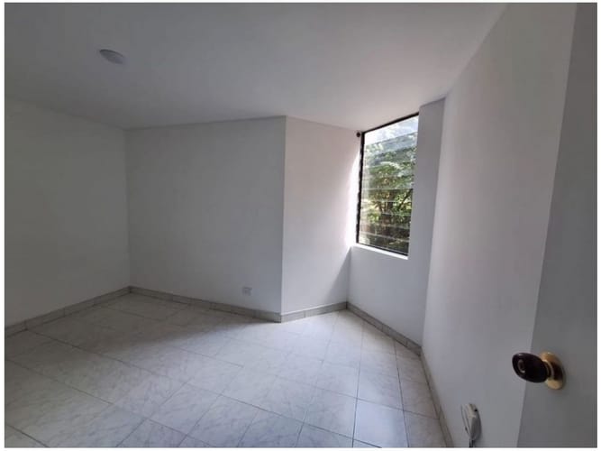 Apartamento de 3 alcobas en venta en Castropol, Medellín, 100 m² · foto 10 de 22