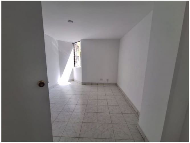 Apartamento de 3 alcobas en venta en Castropol, Medellín, 100 m² · foto 16 de 22