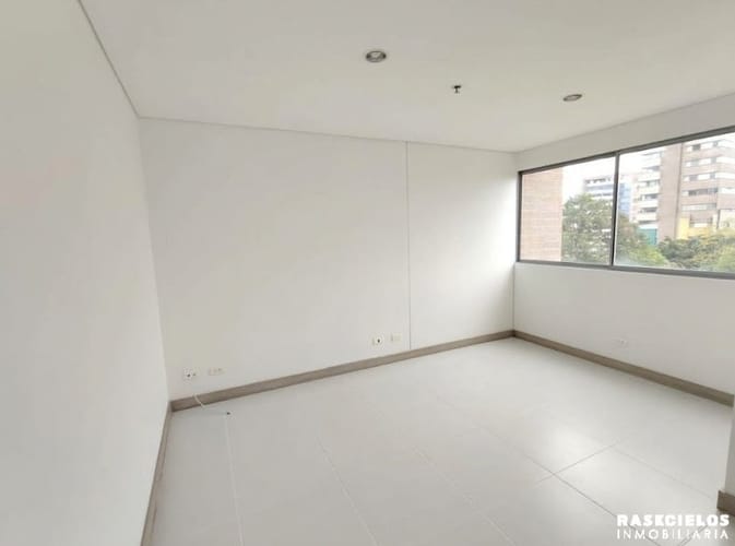 Apartamento en arriendo en El Poblado, Medellín · foto 4 de 13