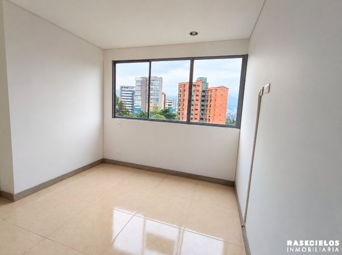 Apartamento en arriendo en El Poblado, Medellín · foto 6 de 13