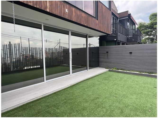 Casa de 3 alcobas en venta en Loma El Atravesado, Envigado, 288 m² · foto 6 de 22