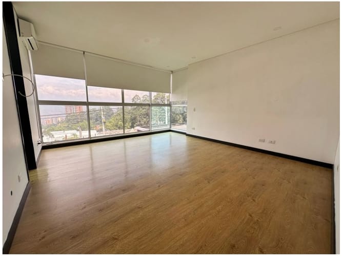 Casa de 3 alcobas en venta en Loma El Atravesado, Envigado, 288 m² · foto 13 de 22
