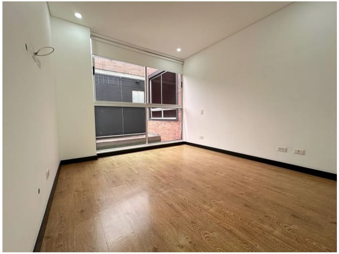Casa de 3 alcobas en venta en Loma El Atravesado, Envigado, 288 m² · foto 19 de 22