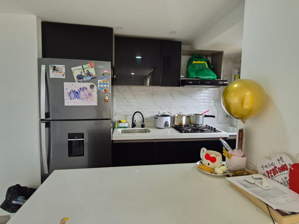 Apartamento en venta en Las Mercedes, Bogotá · foto 3 de 11