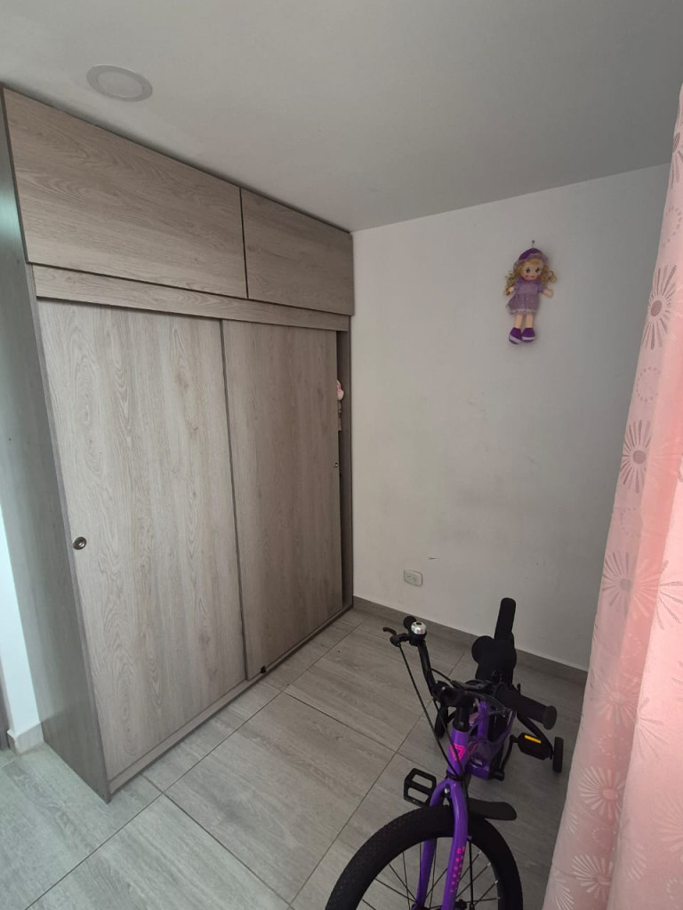 Apartamento en venta en Las Mercedes, Bogotá · foto 7 de 11