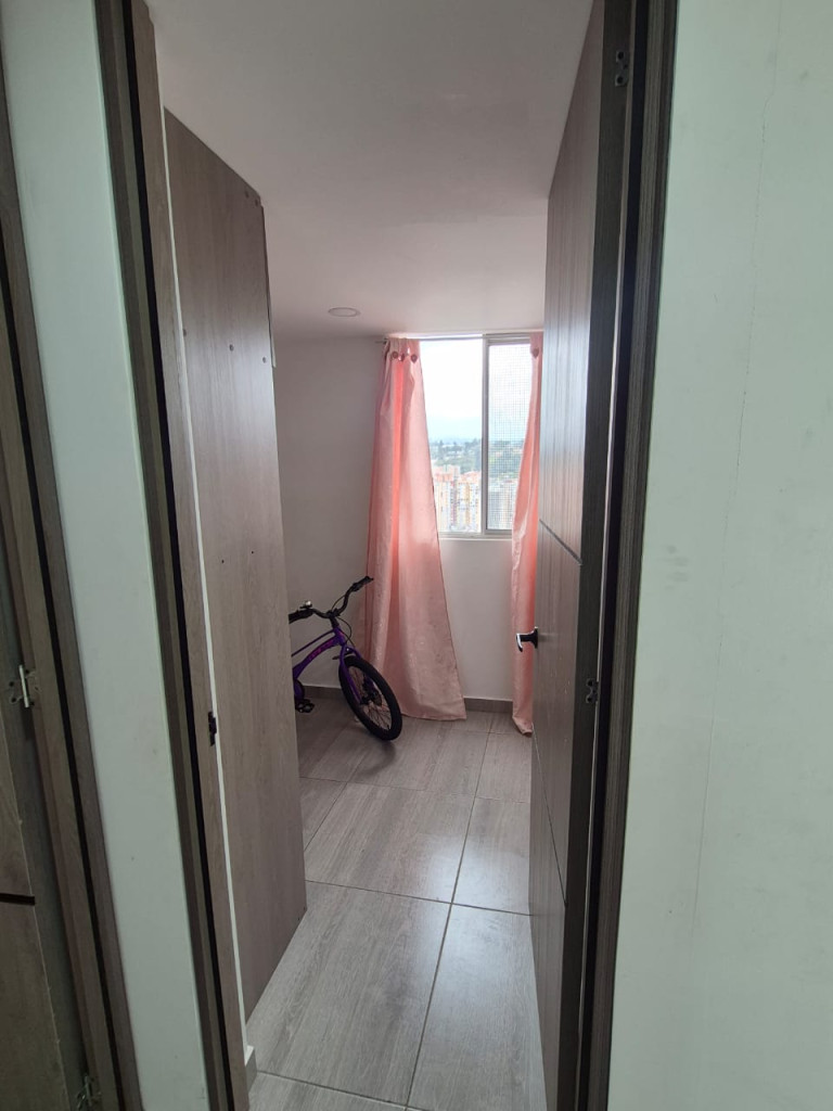 Apartamento en venta en Las Mercedes, Bogotá · foto 8 de 11