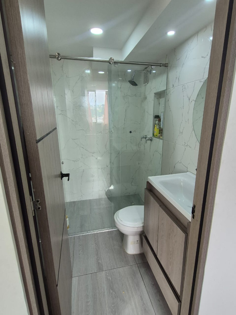 Apartamento en venta en Las Mercedes, Bogotá · foto 9 de 11