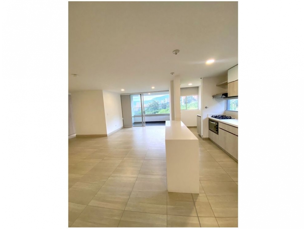Apartamento en venta en El Carmelo Ii, Sabaneta · foto 4 de 23