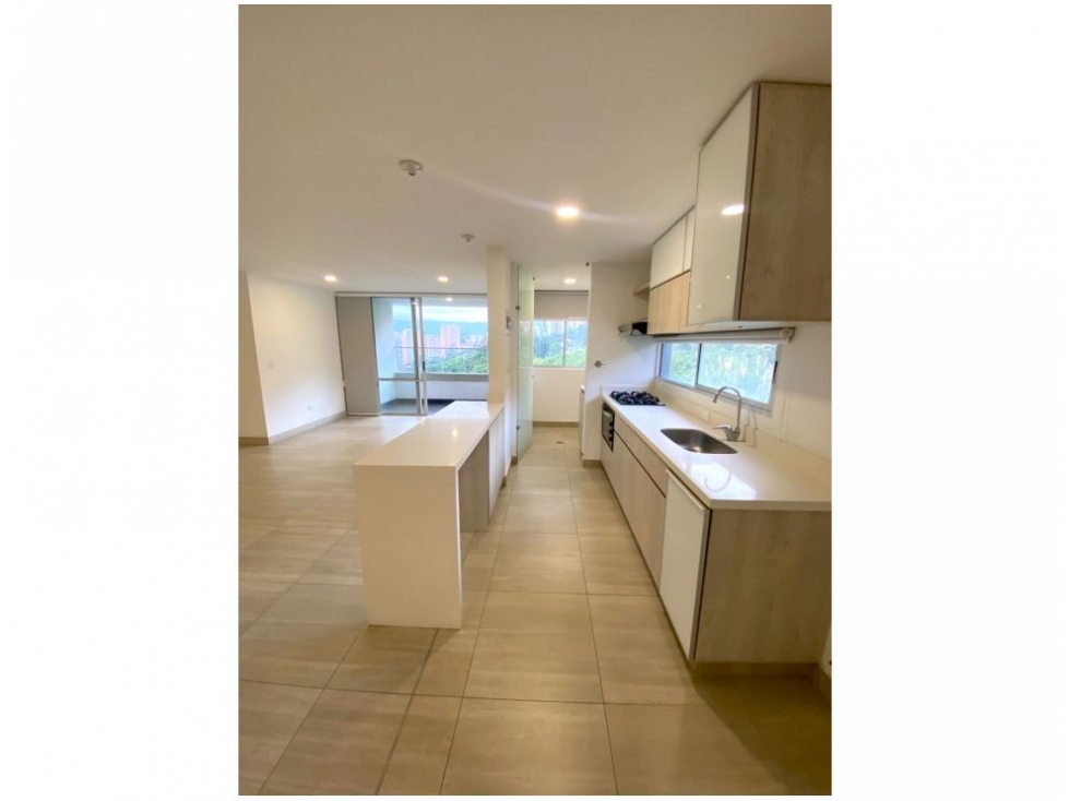 Apartamento en venta en El Carmelo Ii, Sabaneta · foto 7 de 23