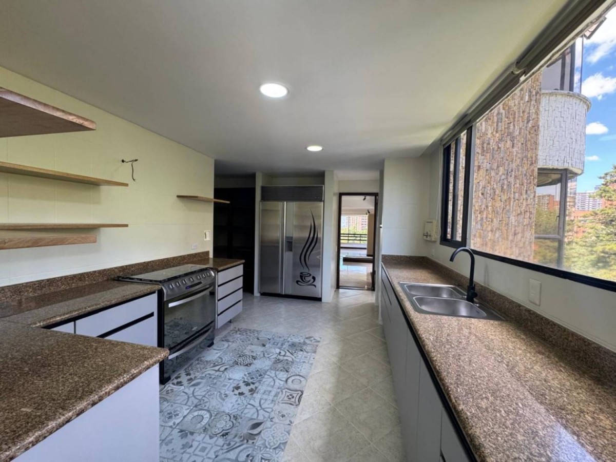 Apartamento en arriendo en San Lucas, Medellín · foto 6 de 23