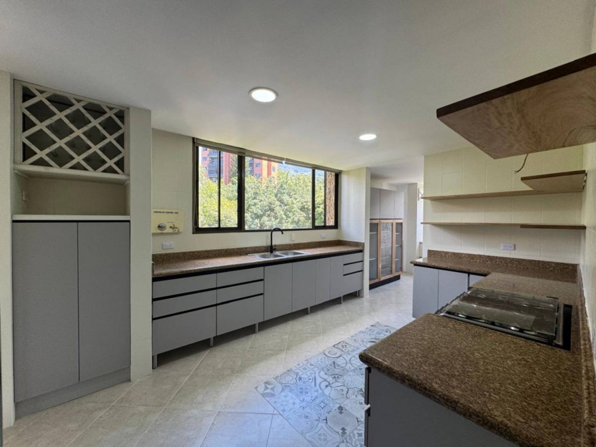Apartamento en arriendo en San Lucas, Medellín · foto 7 de 23