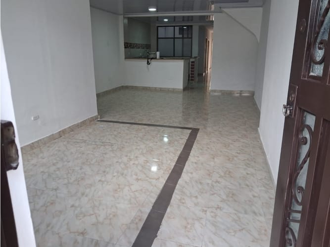 Casa de 4 alcobas en arriendo en La Cabaña, Armenia, 120 m² · foto 9 de 12
