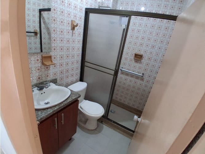 Casa de 4 alcobas en arriendo en La Cabaña, Armenia, 120 m² · foto 10 de 12