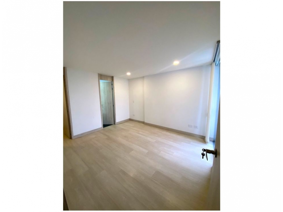 Apartamento en venta en El Carmelo Ii, Sabaneta · foto 16 de 23