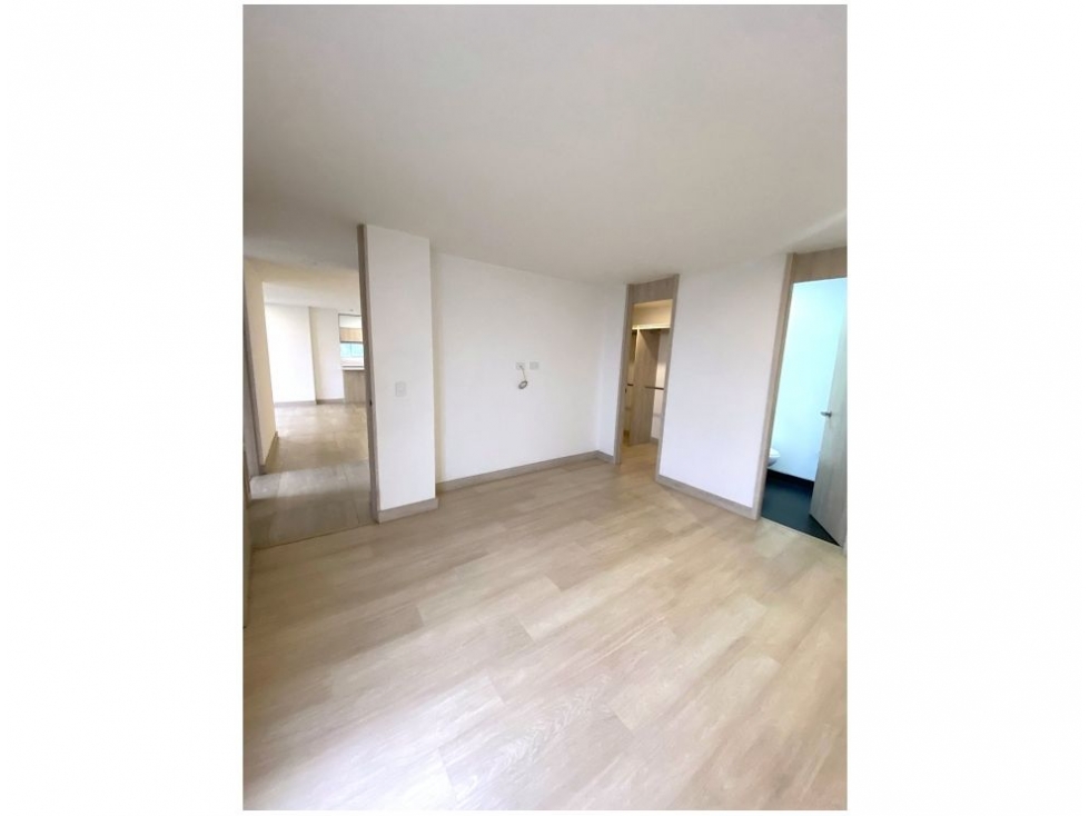 Apartamento en venta en El Carmelo Ii, Sabaneta · foto 17 de 23