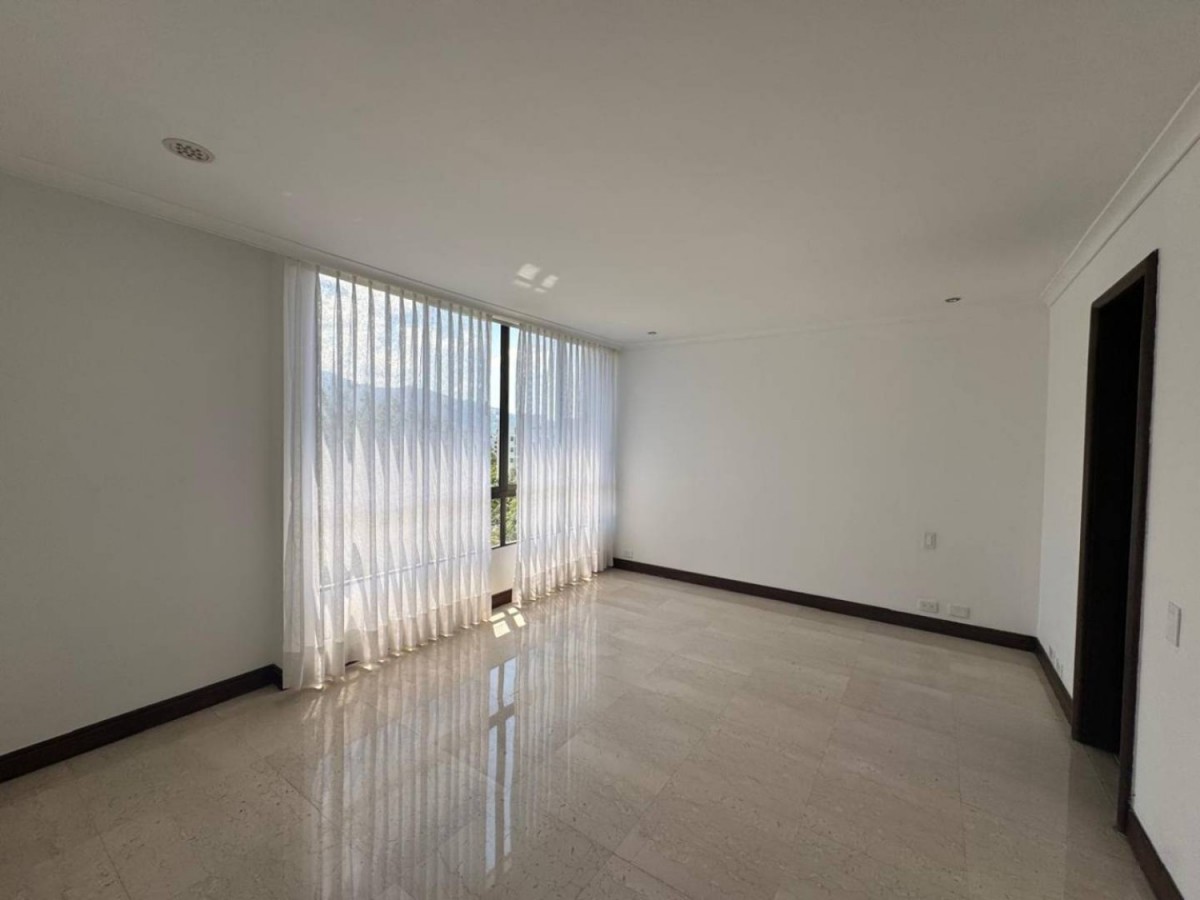Apartamento en arriendo en San Lucas, Medellín · foto 16 de 23