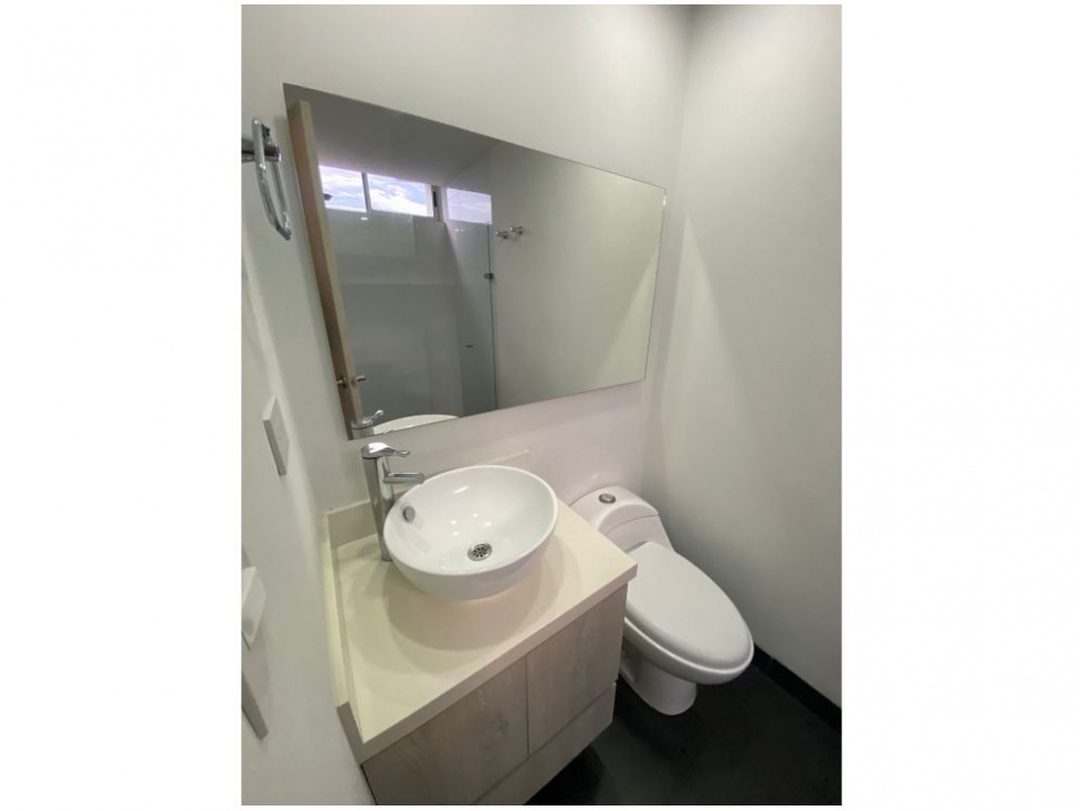 Apartamento en venta en El Carmelo Ii, Sabaneta · foto 18 de 23