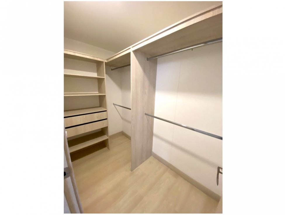 Apartamento en venta en El Carmelo Ii, Sabaneta · foto 20 de 23